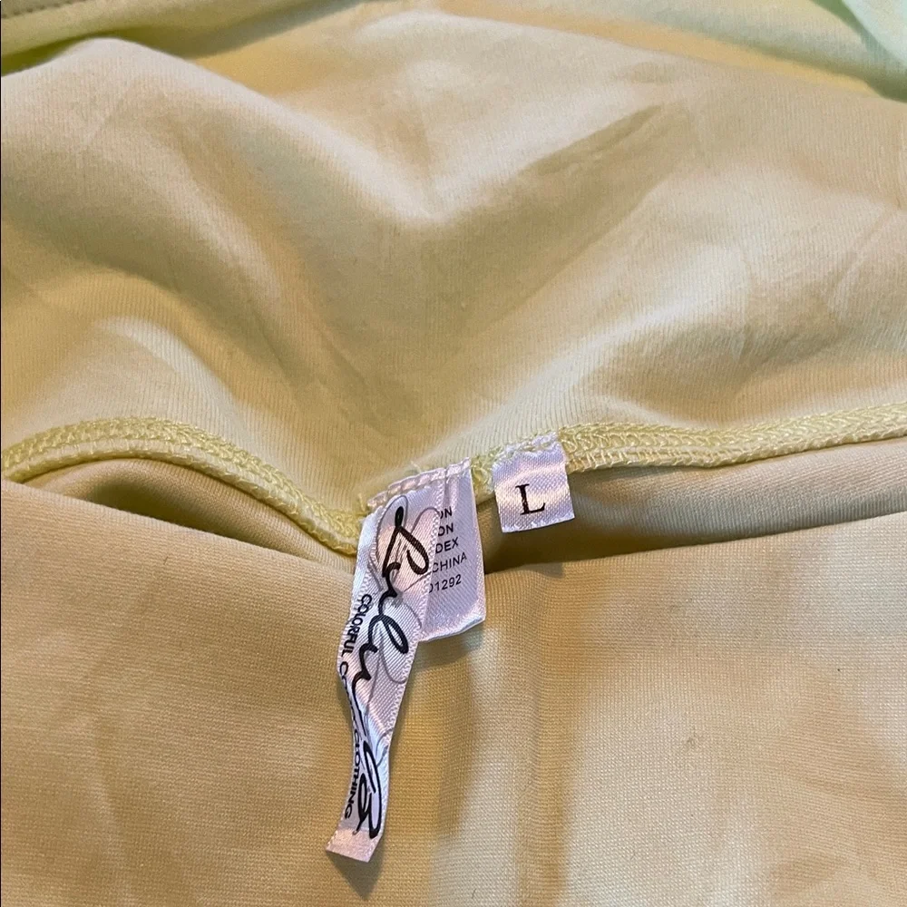 Zara - Picture 5 of 5